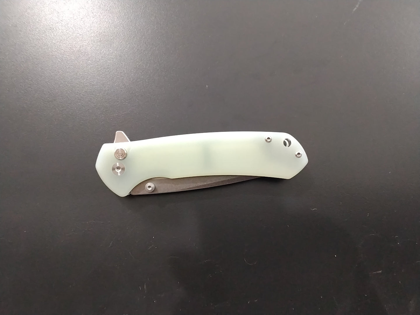 Button Lock Flipper