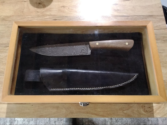 Heirloom Damascus knife with display case 0023