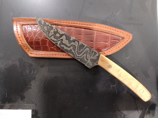 Damascus Hunting Knife — Premium